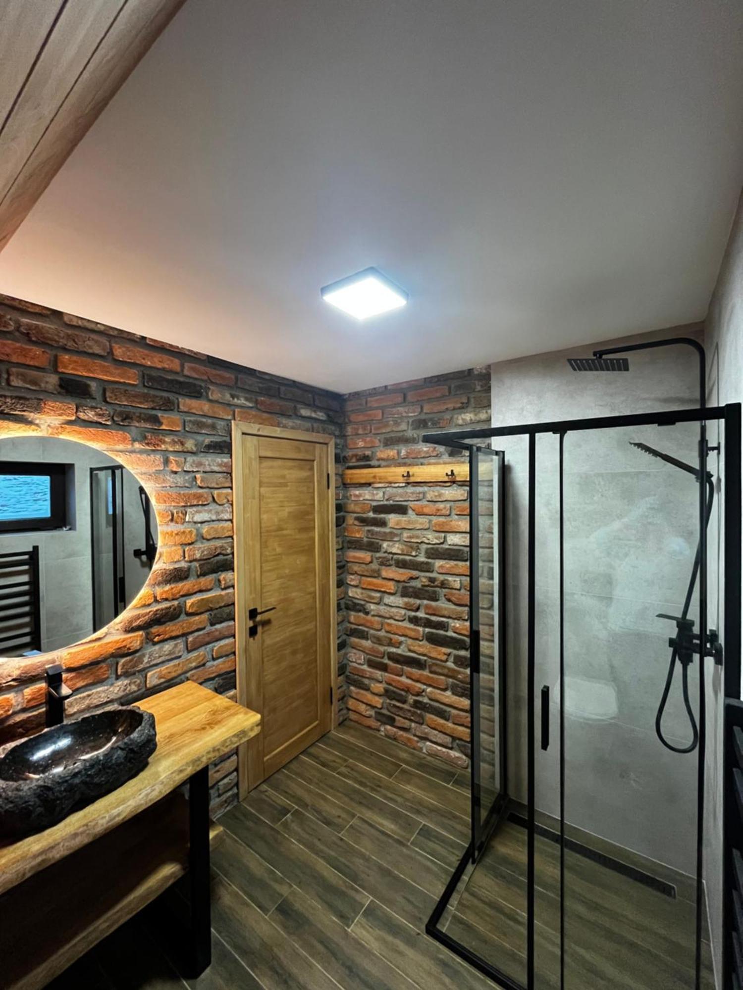 Тихий Куточок Villa Izki Exterior photo